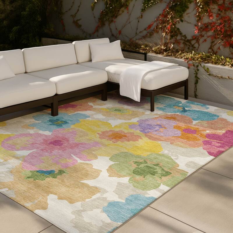 Machine Washable Indoor/ Outdoor Floral Bonnet Chantille Rug