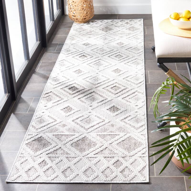 SAFAVIEH Global Onorina Indoor/ Outdoor Moroccan Boho Rug