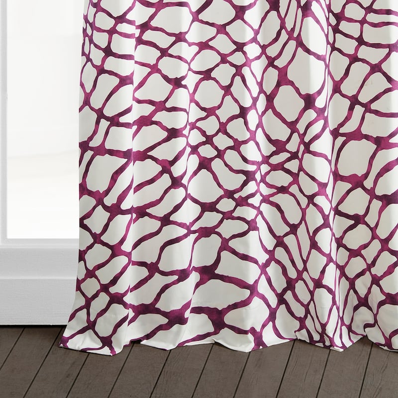 Exclusive Fabrics Ellis Printed Cotton Twill Curtain (1 Panel)
