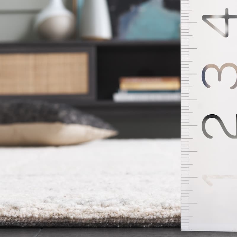 SAFAVIEH Handmade Harvest Imeria Modern Contemporary Wool Rug