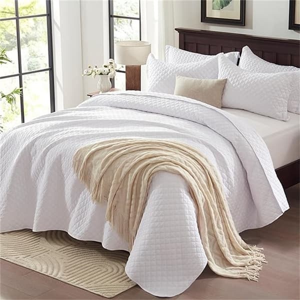 Quilts & Coverlets On Sale Bed Bath & Beyond 39005200