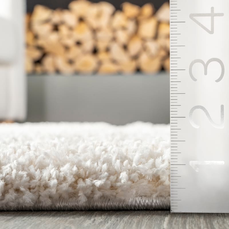 Nuloom Maureen Modern Shag Area Rug