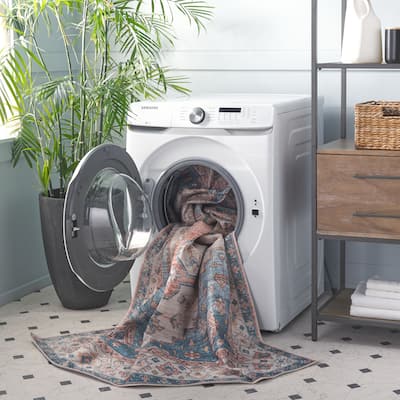 SAFAVIEH Arizona Dilschad Machine Washable Slip Resistant Rug