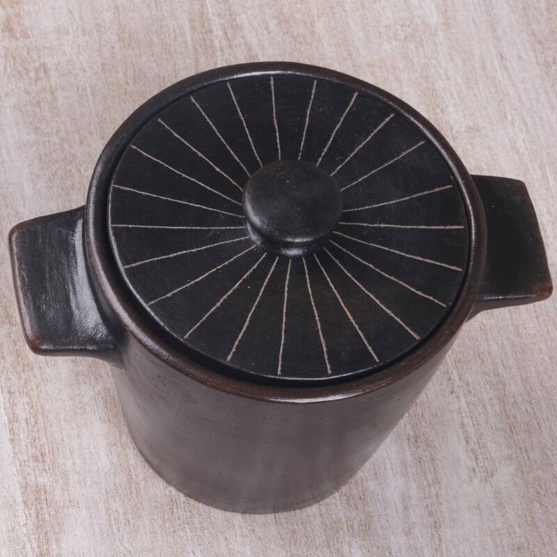 Handmade Lombok Delight Ceramic jar (Indonesia)