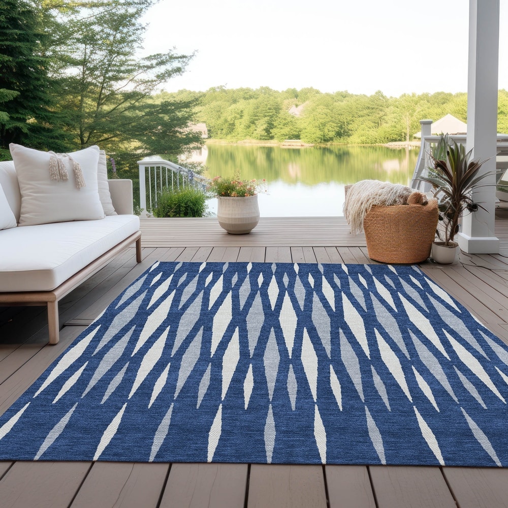 Machine Washable Indoor/ Outdoor Chantille Contemporary Mosaic Rug