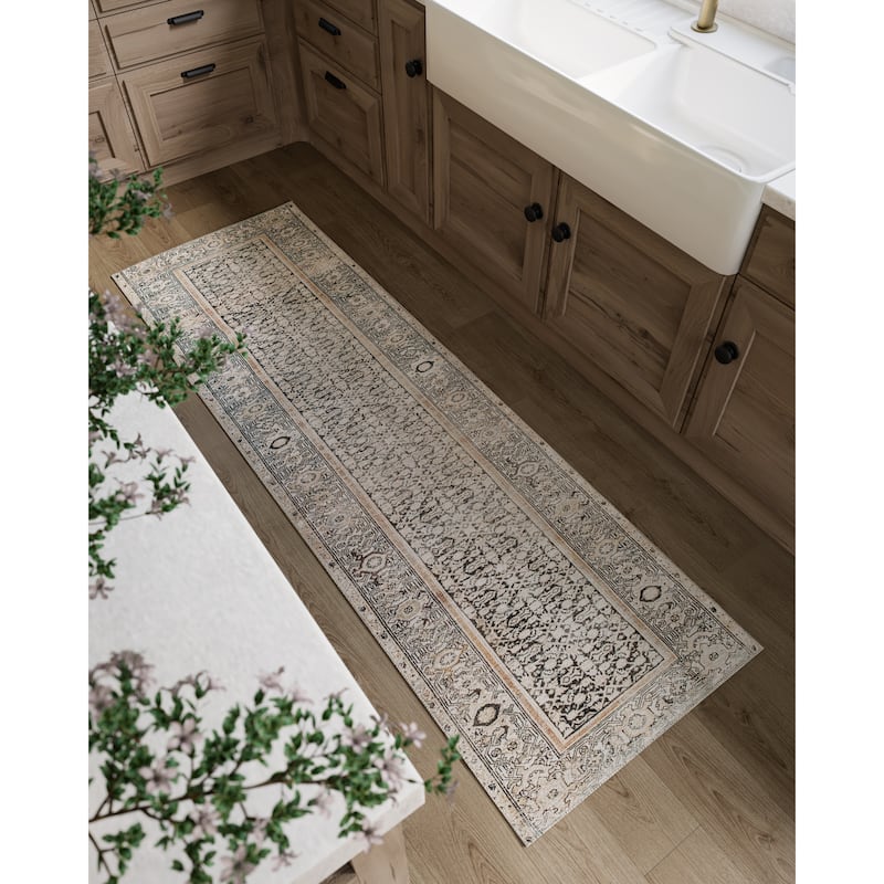 Momeni Ariana Traditional Oriental Polyester Area Rug