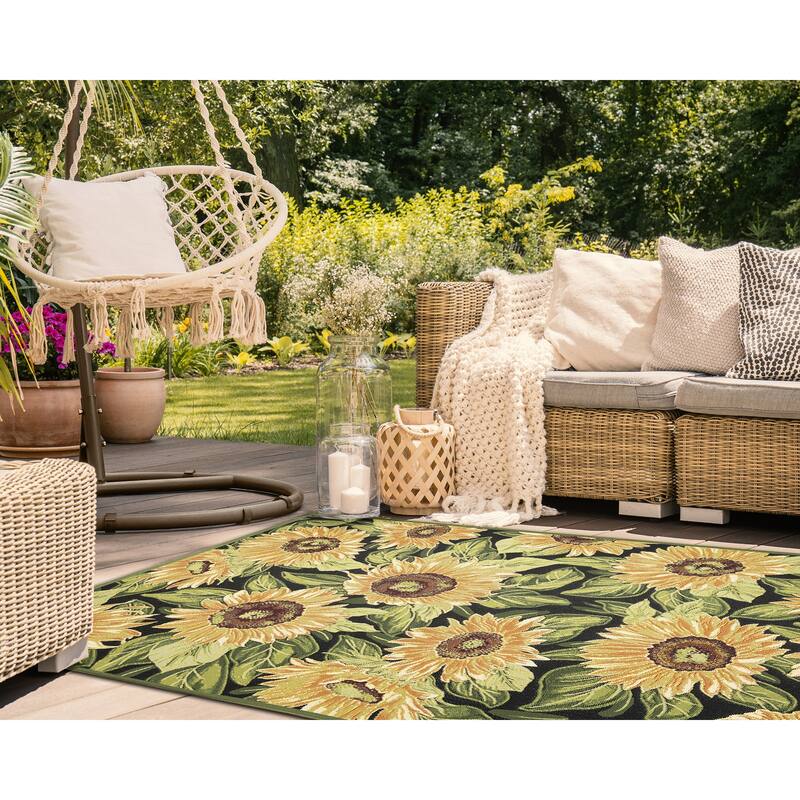 Liora Manne Marina Sunflowers Indoor/Outdoor Rug - 6'6" x 9'4" - Black