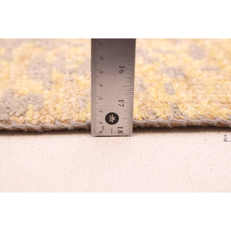 ECARPETGALLERY Hand-knotted Elysian Light Gold Silk, Wool Rug - 6'7 x 9'11