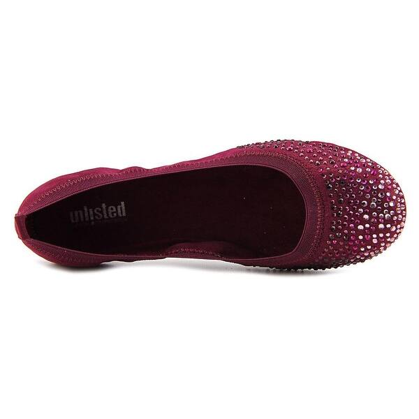 unlisted ballet flats