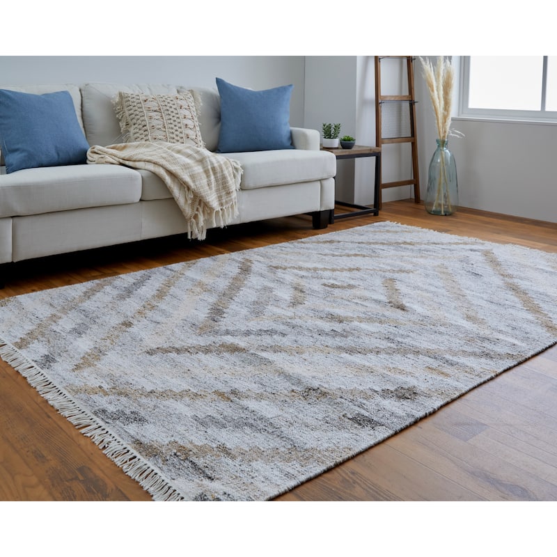 Elstow Transitional PET Yarn Beige/Gray Area Rug