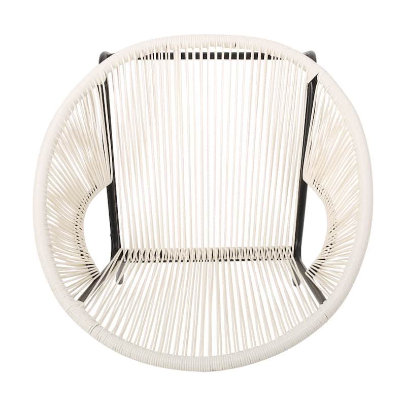 Stylish and Comfortable Outdoor Seating