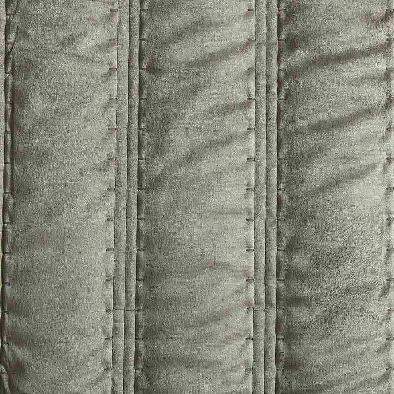 Vera Wang Velvet Linear Stitch Solid Quilt Set
