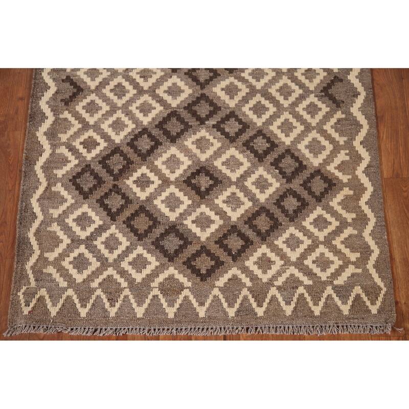 Brown Kilim Accent Rug Hand-Woven Reversible Oriental Wool Carpet - 3'3"x 5'2"