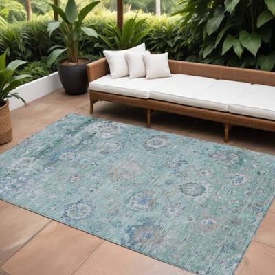HomeRoots Floral Traditional Rectangle Outdoor Rug