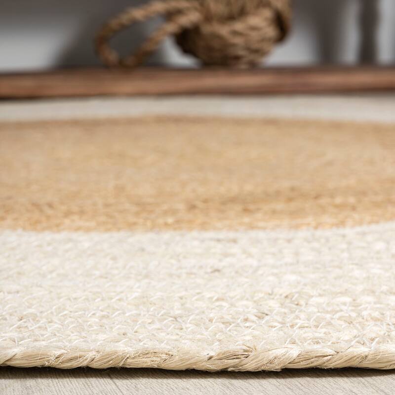 JONATHAN Y Sumak Two-Tone Jute Hippy Circle Area Rug