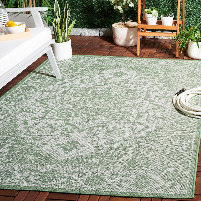 SAFAVIEH Bermuda Bernadien Geometric Indoor/Outdoor Waterproof Rug