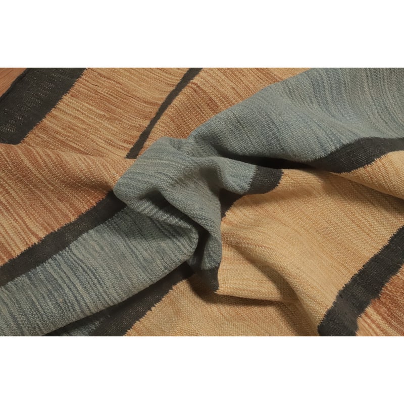 Hand Woven Southwestern Wool Multi-Colored Geometric Area Rug - 9' 10'' X 8' 10''