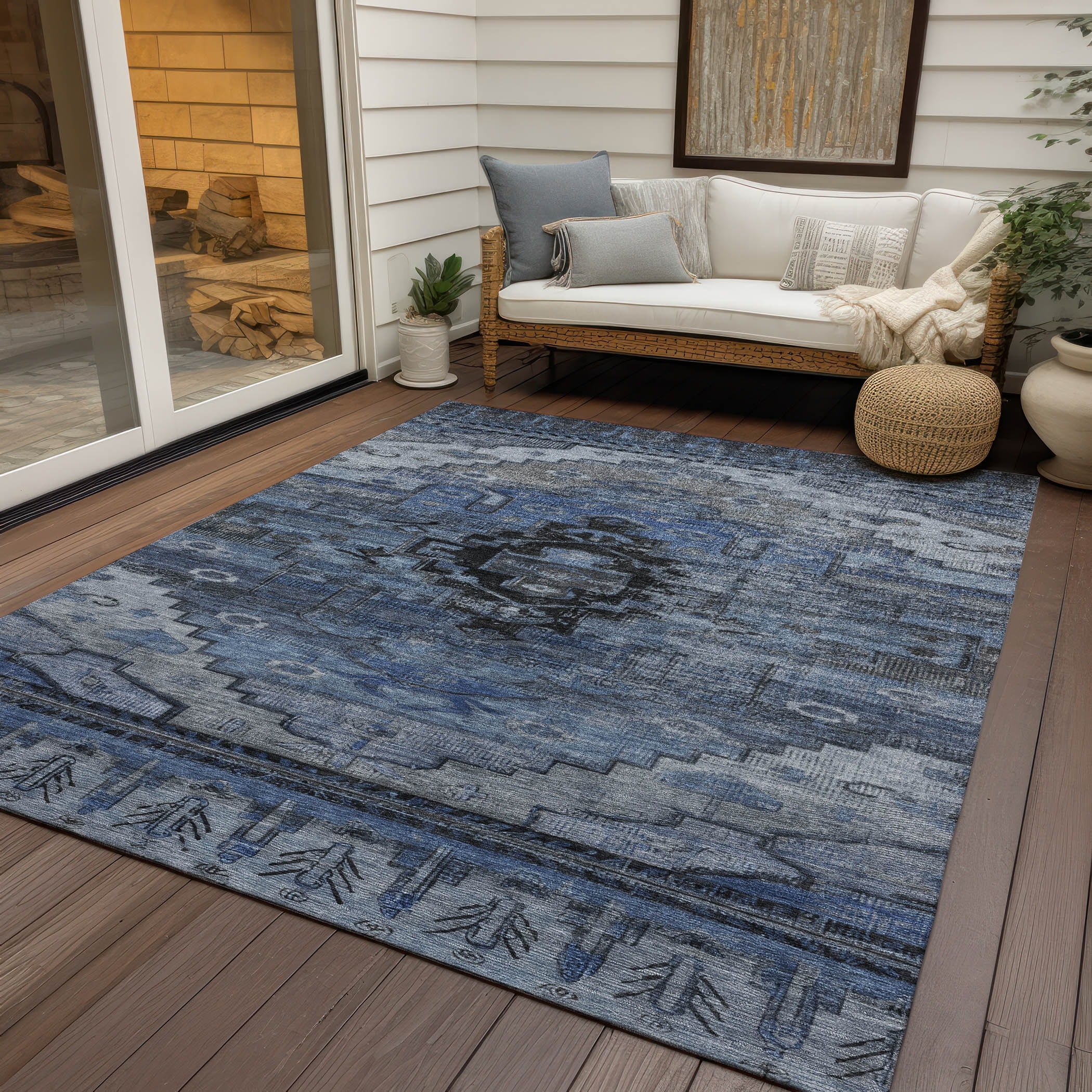 Machine Washable Indoor/ Outdoor Vintage Tribal Chantille Rug