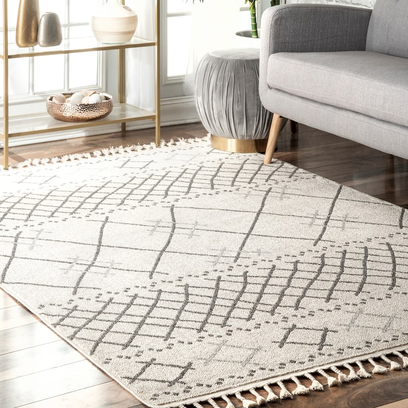 Nuloom Contemporary Modern Trellis Outdoor Tassel Area Rug - 4' x 6' - Beige