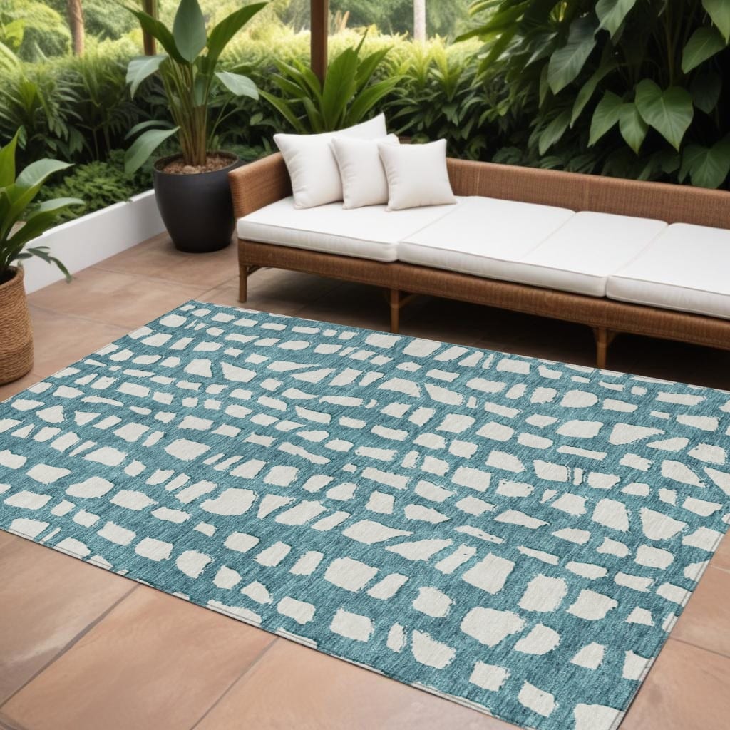HomeRoots Abstract Transitional Rectangle Outdoor Rug