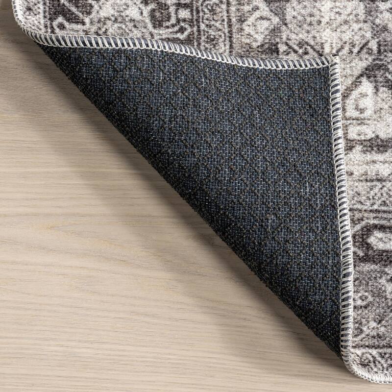 Nuloom Elisabeth SpinClean Medallion Machine Washable Area Rug