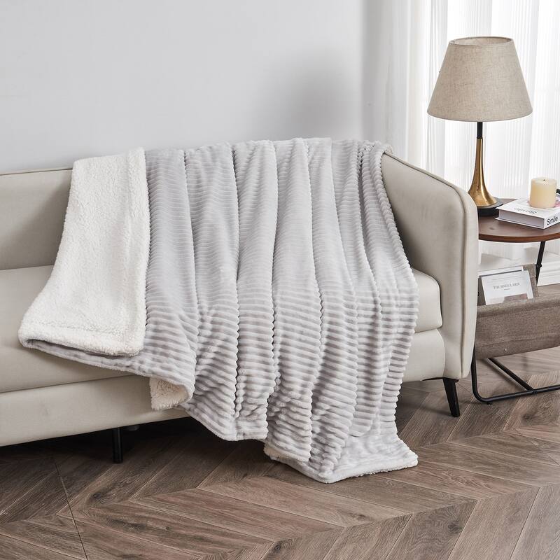 Luxurious Ribbed Texture Reversible Sherpa Blanket