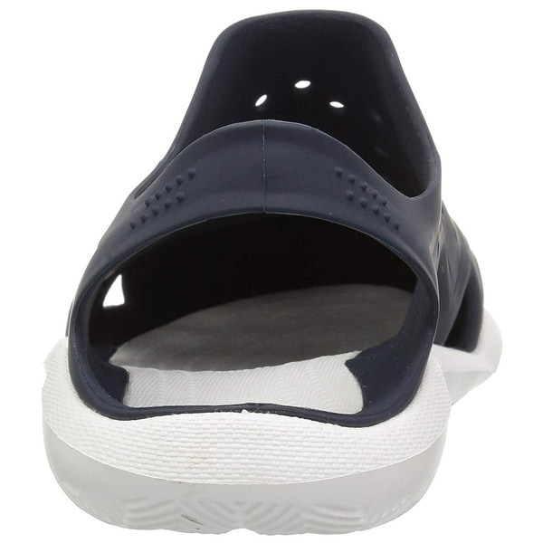 mens closed toe crocs