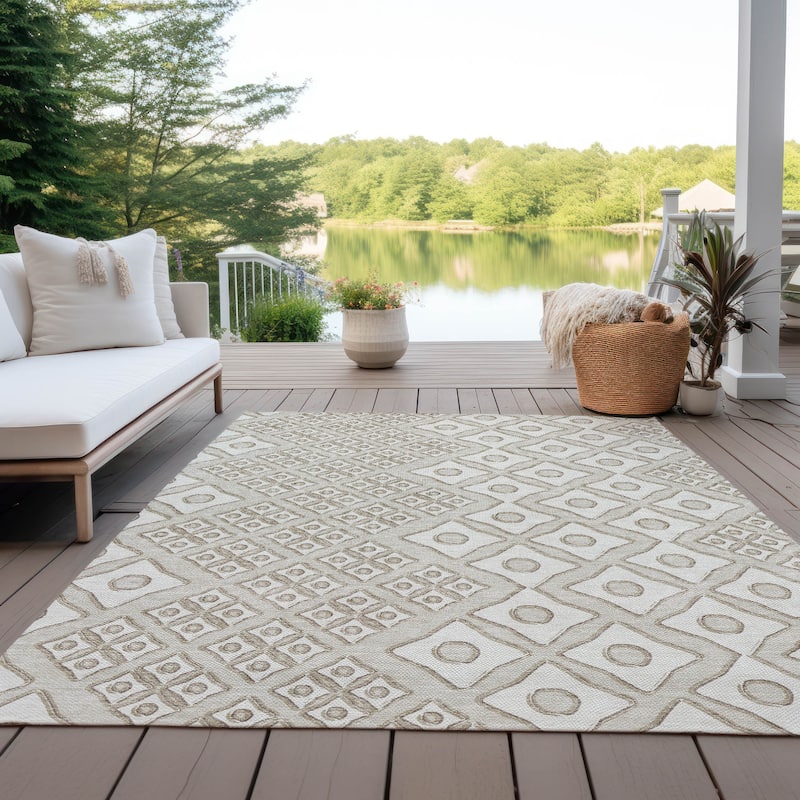 Machine Washable Indoor/ Outdoor Chantille Diamond Rug - Beige - 8' x 10'