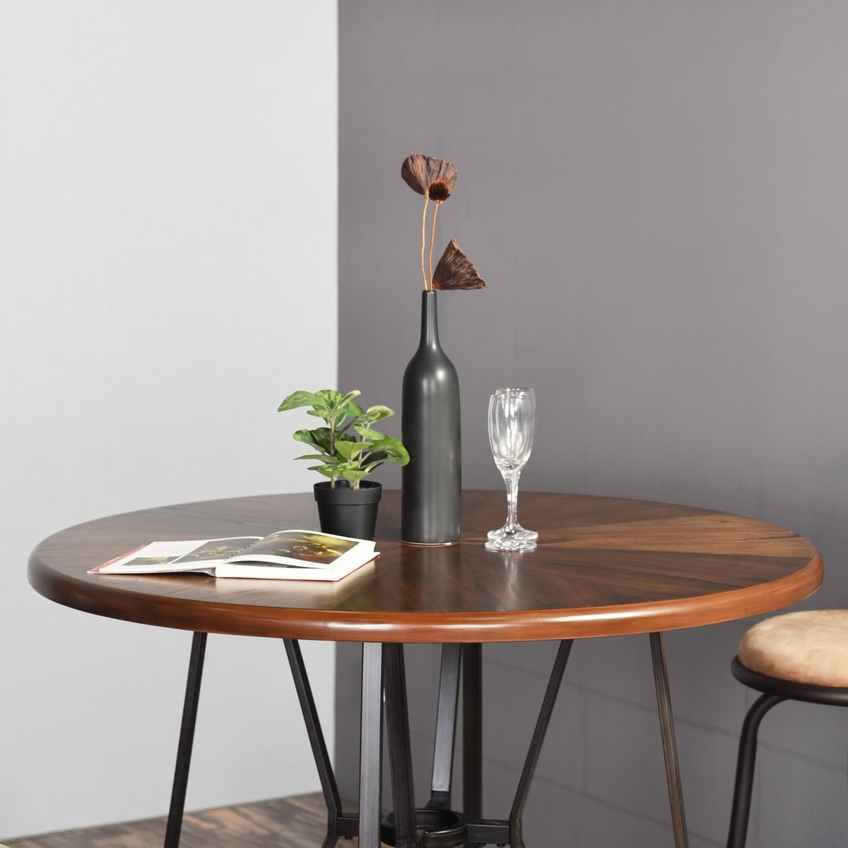 Dining Table FurnitureR Modern Style 80cm Round Kitchen Dining Table with Wood Legs Cream White 