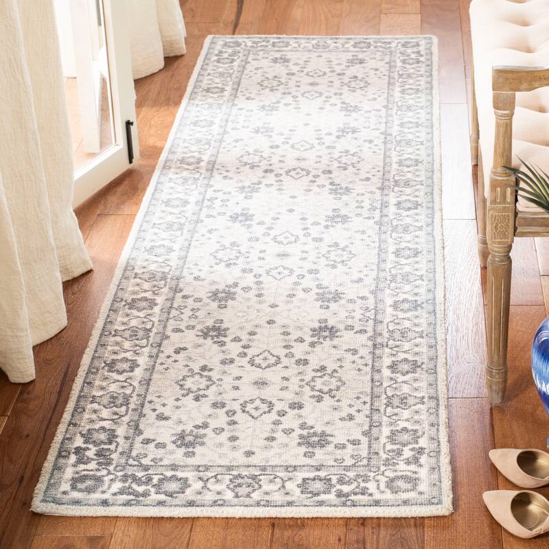 SAFAVIEH Handmade Restoration Vintage Boho Cayetana Oriental Wool Rug - 2'3" x 8' Runner - Ivory/Silver