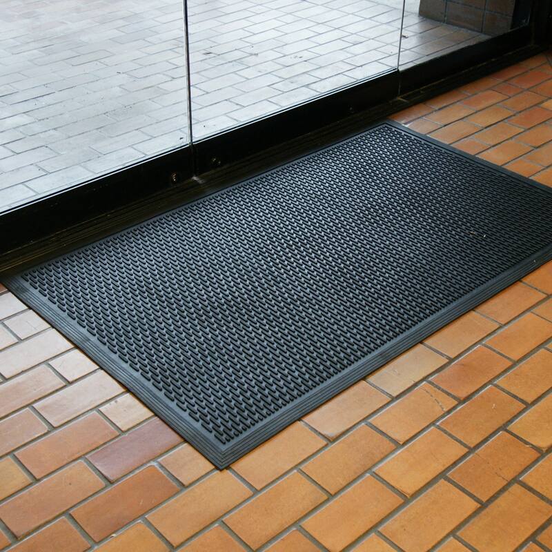 Rubber-Cal "Dura-Scraper Linear" Commercial Rubber Entrance Door Mat