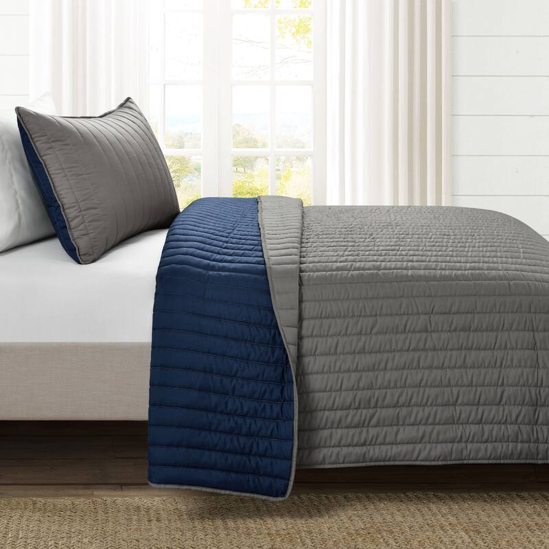Lush Decor Soft Stripe All Season Quilt/Coverlet Set