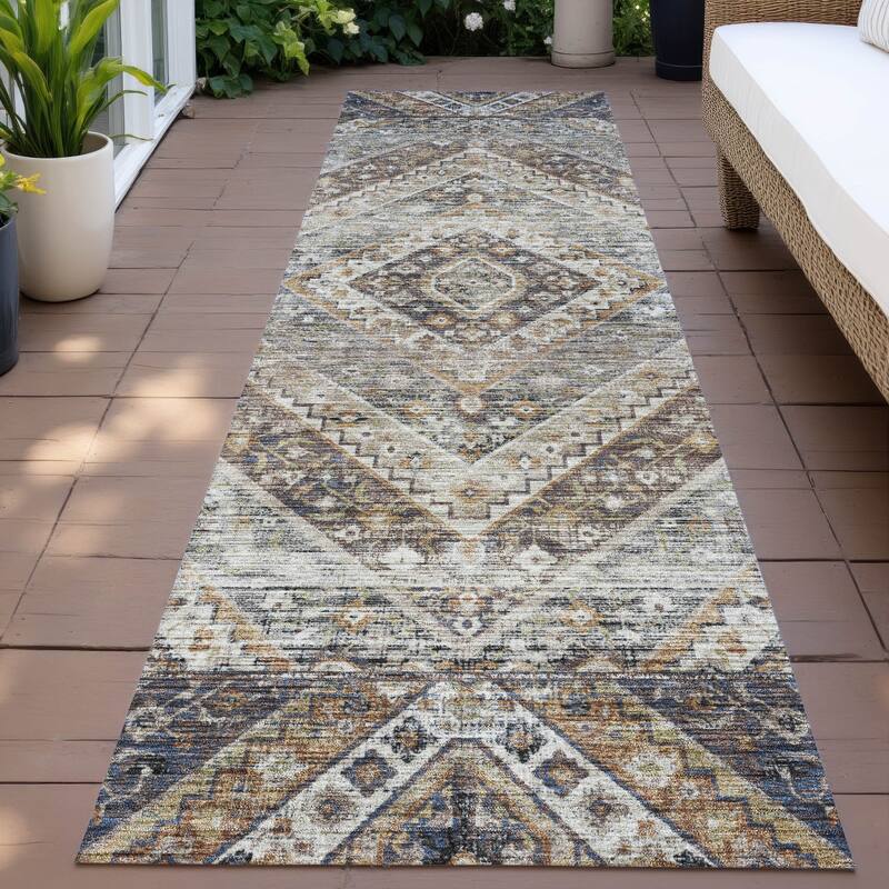 Machine Washable Indoor/Outdoor Traditional Ali Chantille Rug - Brown - 2'3" x 7'6"