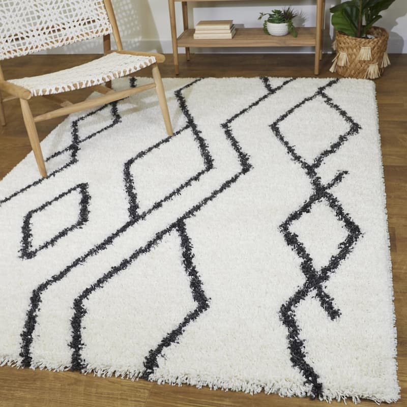 Avram Modern Trellis Shag Area Rug - 5'3" x 7' - Cream
