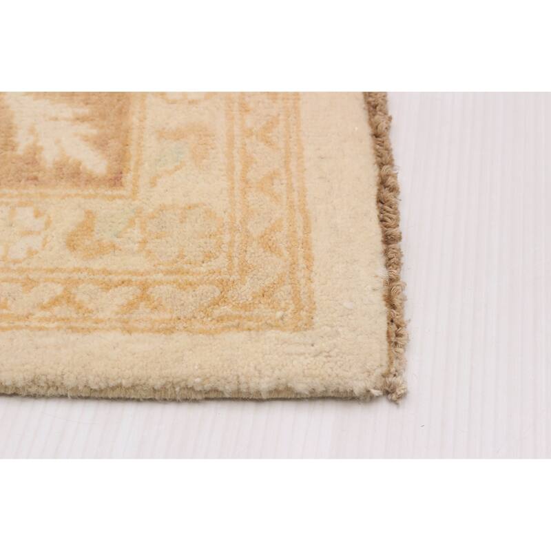 ECARPETGALLERY Hand-knotted Peshawar Oushak Ivory Wool Rug - 6'0 x 8'11