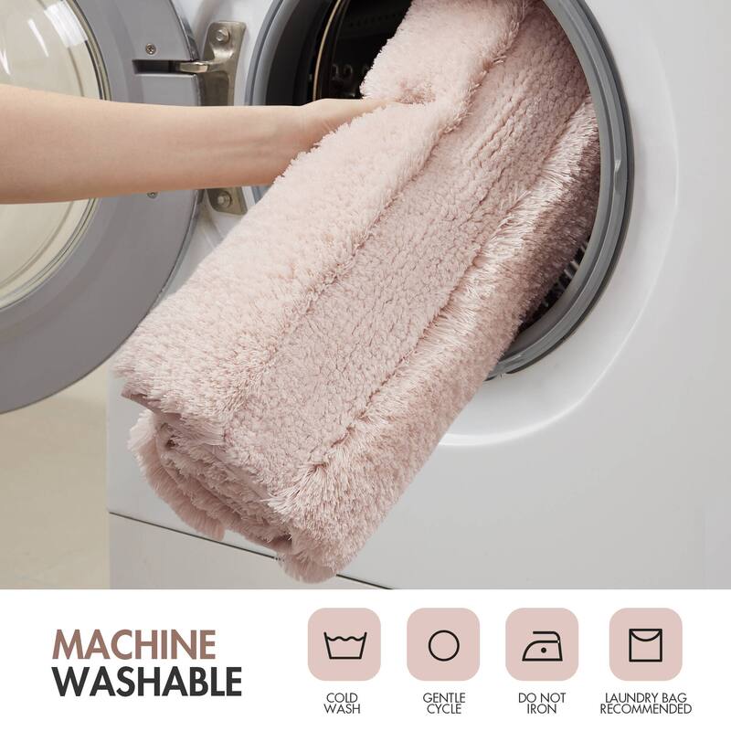 Madison Park Tufted Pearl Channel Solid Bath Rug