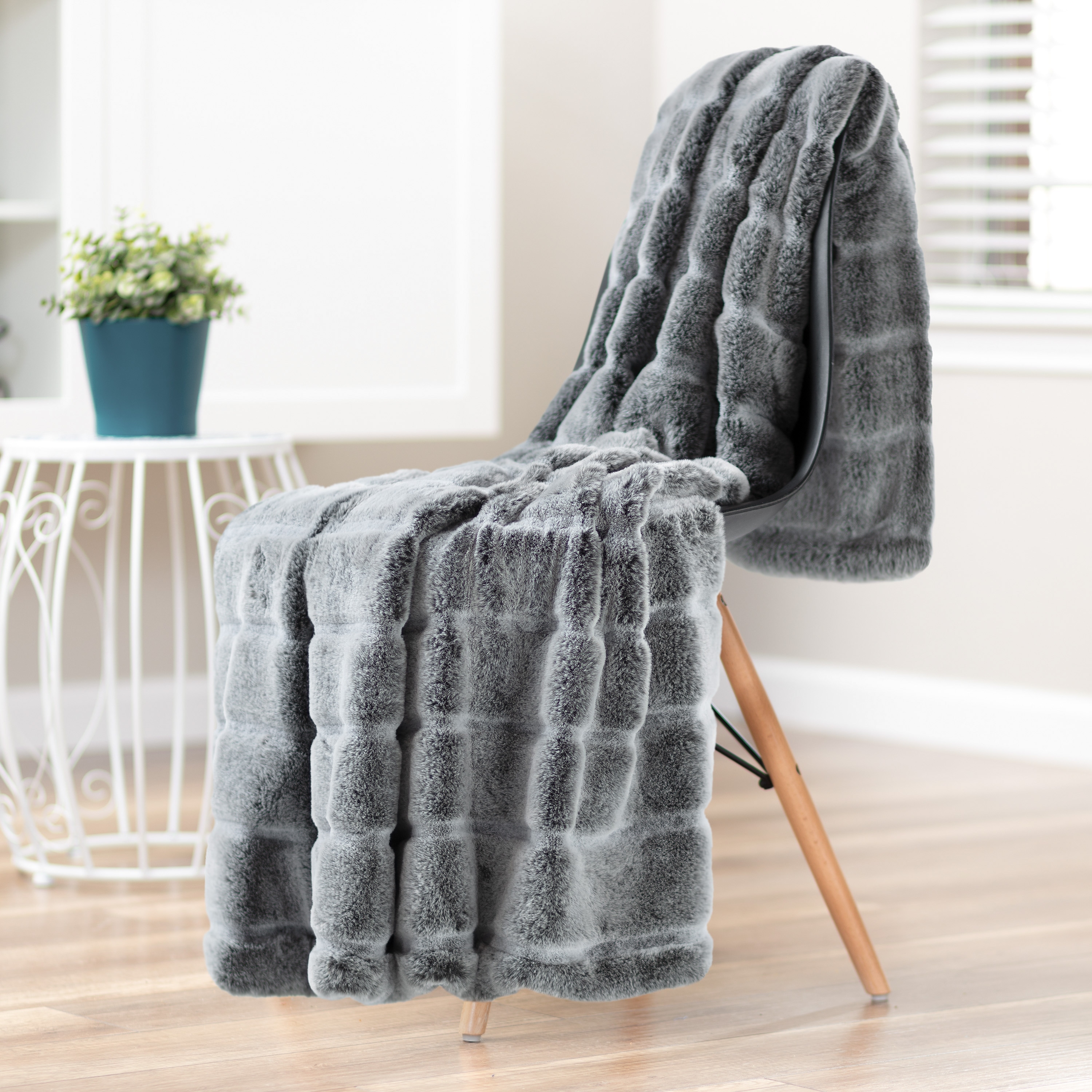Small faux fur throw sales