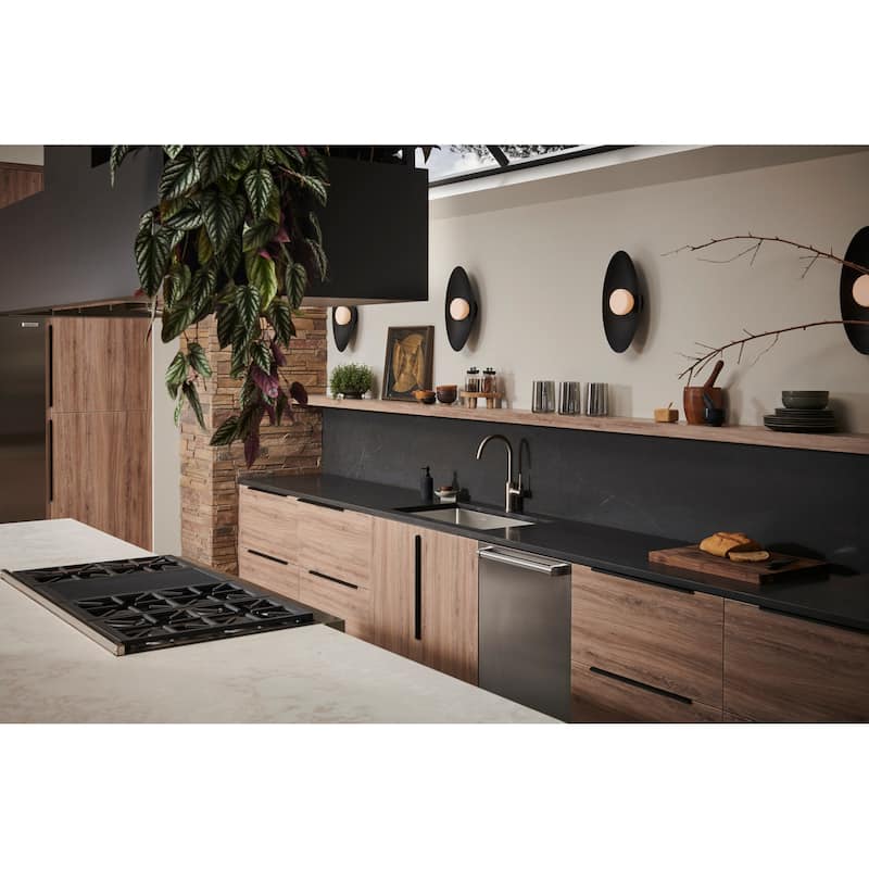 Ruvati 36-inch Low-Divide Undermount 60/40 Double Bowl 16 Gauge Stainless Steel Kitchen Sink - 36" x 19" - 36" x 19″
