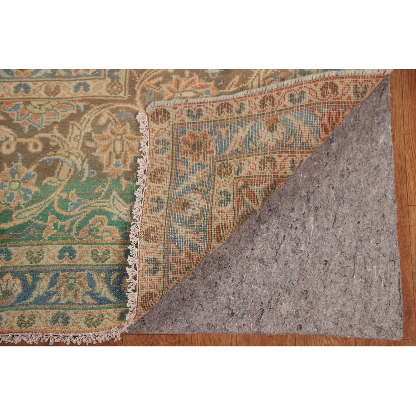 Vintage Persian Kashan Rug – Size: 4' X 5' 10