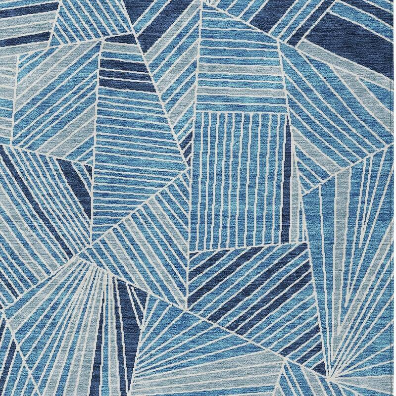 HomeRoots Geometric Transitional Rectangle Outdoor Rug