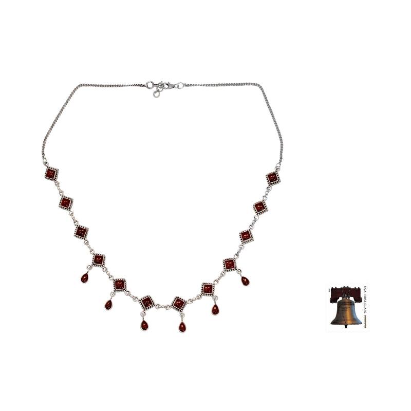 NOVICA Handmade Sterling Silver 'Queen of Diamonds' Garnet Necklace (India) - 7'6" x 9'6"