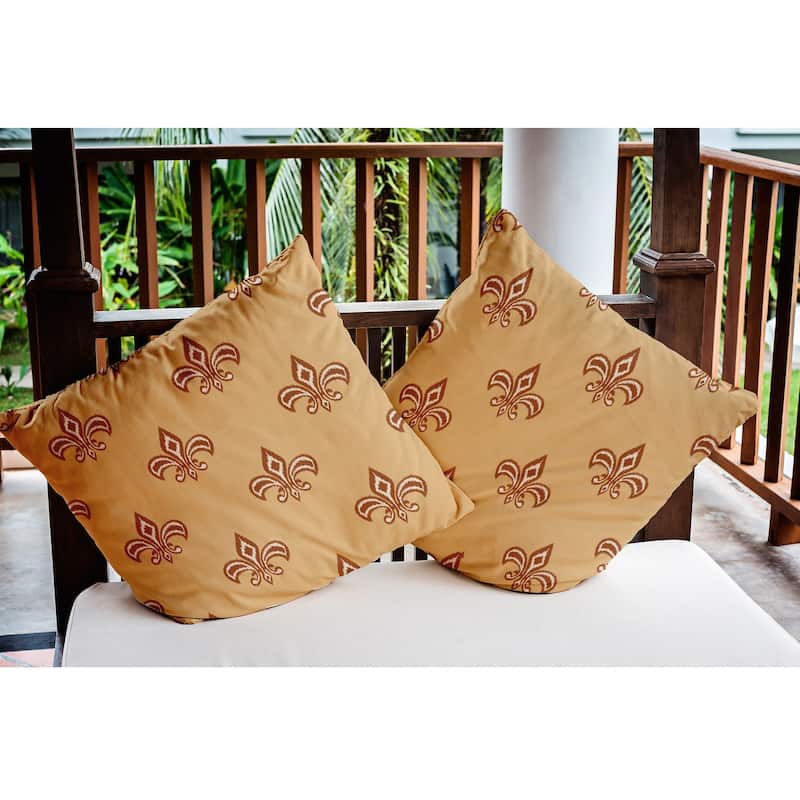 Fleur de Lis Indoor/Outdoor Throw Pillow