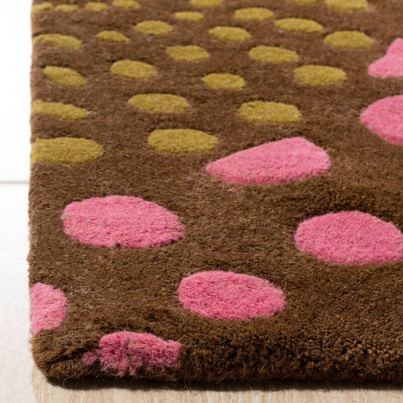 SAFAVIEH Handmade Soho Ashleigh Dots N.Z. Wool Rug