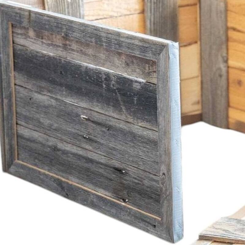 HomeRoots 18" Gray Distressed Wood Christmas Tree Collar - 17.7' X '11.6' X '3.1