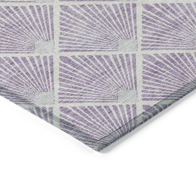 Machine Washable Indoor/ Outdoor Chantille Modern Shells Rug