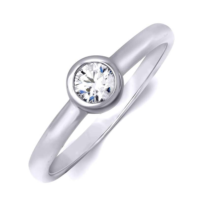 Elegant Single Stone White Cubic Zirconia Silver Bridal Fashion Ring