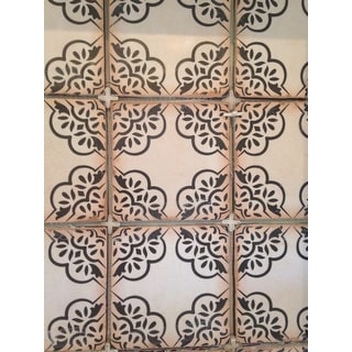 SomerTile 4.875x4.875-inch Chronicle Ornate Ceramic Floor and Wall Tile ...