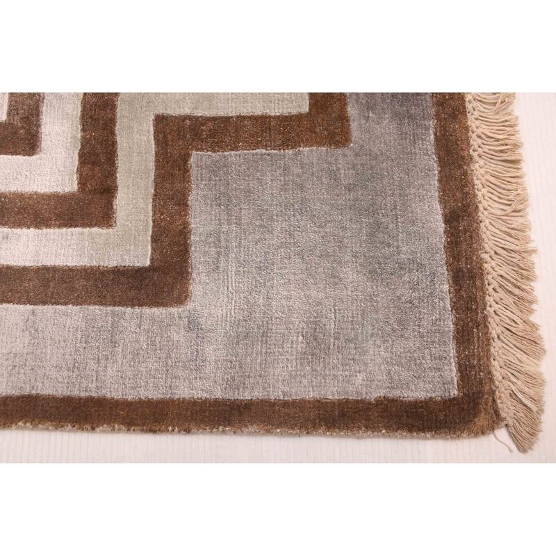 ECARPETGALLERY Hand Loomed Kashkuli Gabbeh Light Grey Viscose Rug - 5'4 x 7'7