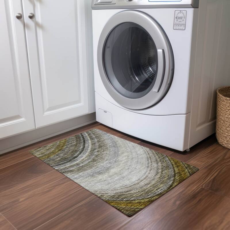 Machine Washable Indoor/ Outdoor Chantille Abstract Wave Rug - Taupe - 1'8" x 2'6"