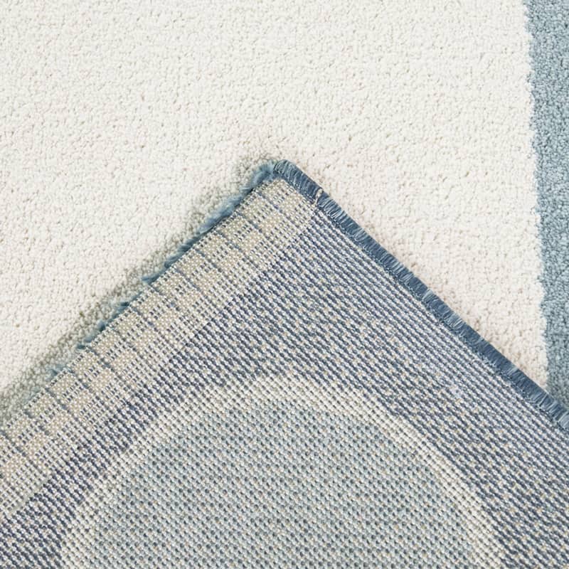 Caldeira Scalloped Border Area Rug